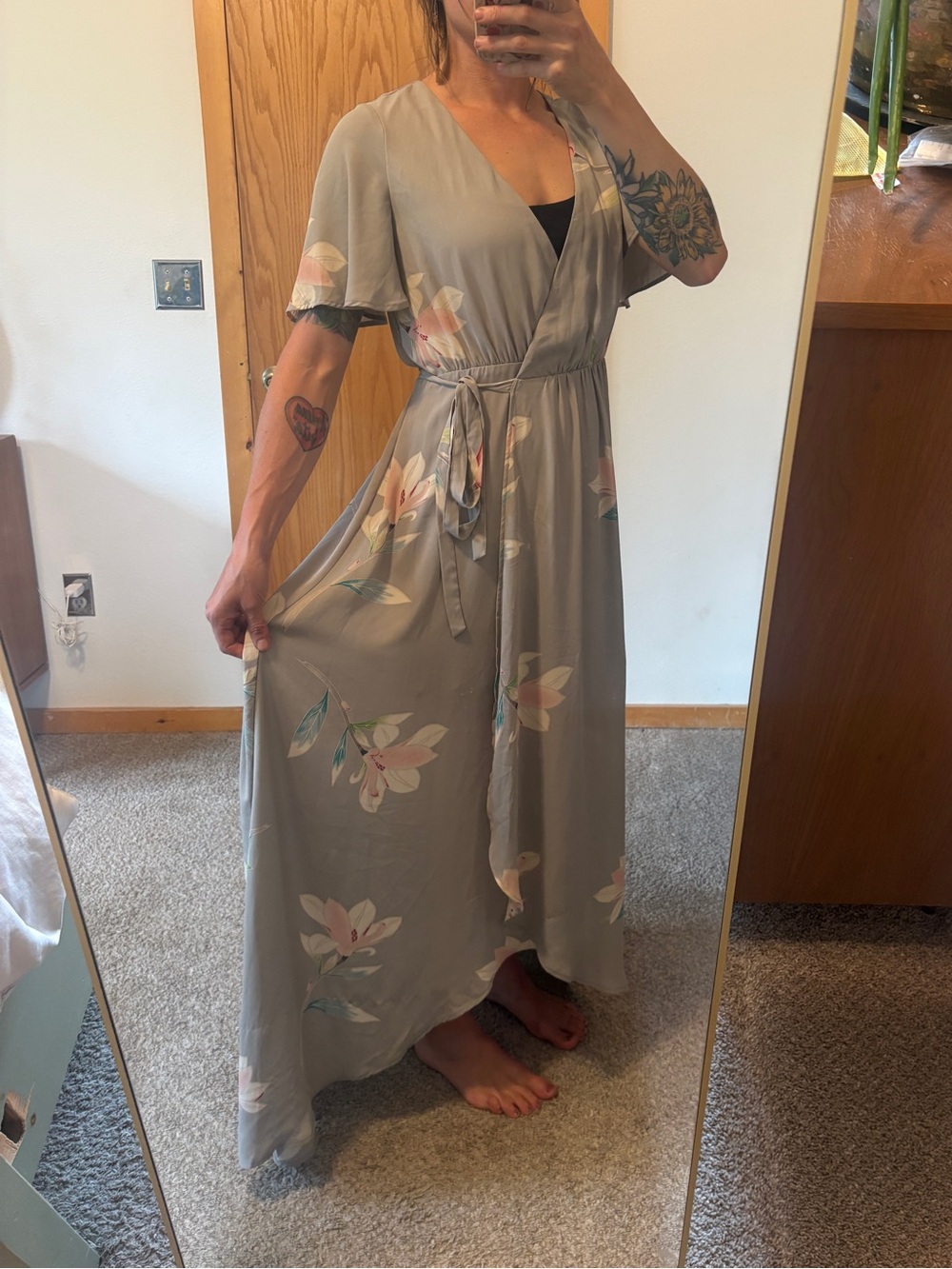 Show Me Your Mumu - Women's Floral Wrap Maxi Dress - medium, light grey & floral